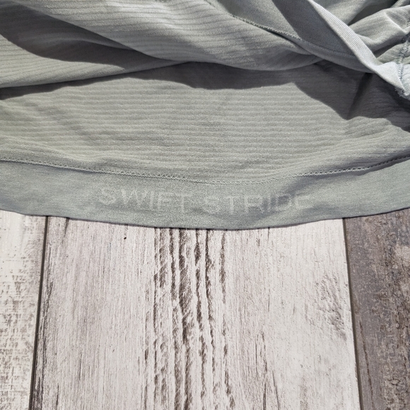 Lululemon Swiftly Tech Racerback 2.0 sea moss green - Picture 3 of 5